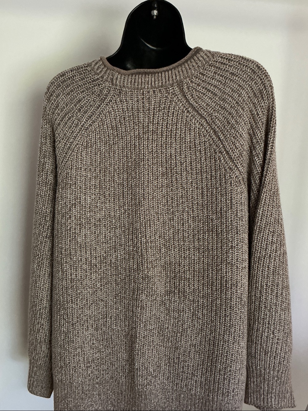 Ellen Tracy Marled Crewneck Sweater, Oatmeal Marl, Size Large - Picture 10 of 16